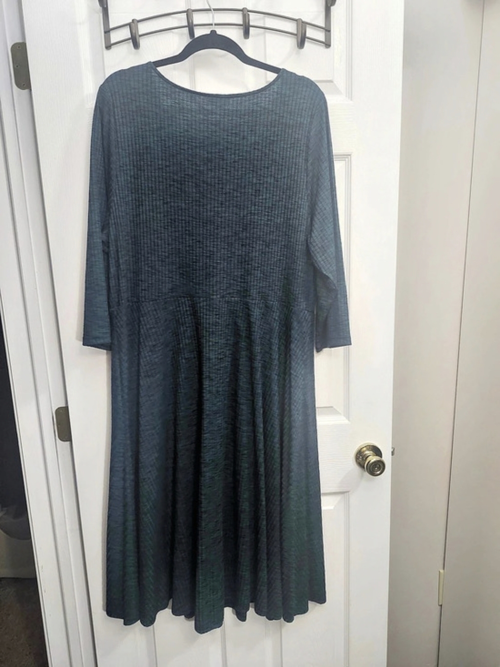 Torrid Fall Wrap Dress Trio — Teal, Olive & Black, Size 3X; 1 NWT; 2 NWOT - Picture 9 of 11